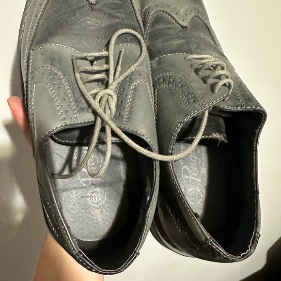 Men’s Penguin Dress Shoes - Picture 7 of 8